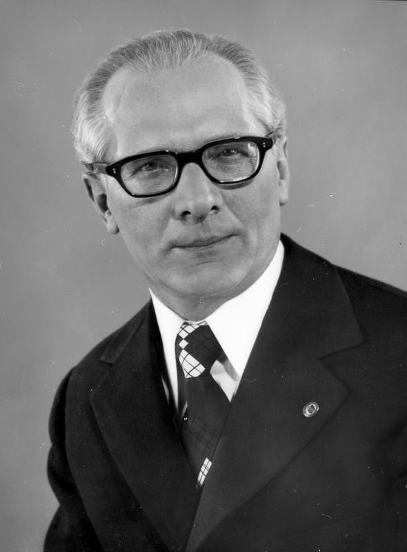 Bundesarchiv Bild 183 R0518 182 Erich Honecker
